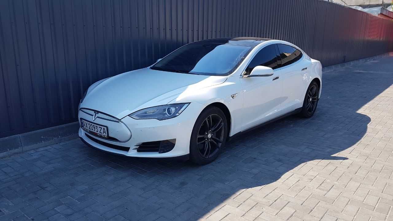 Tesla Model S 70D Тесла Модел С 70Д