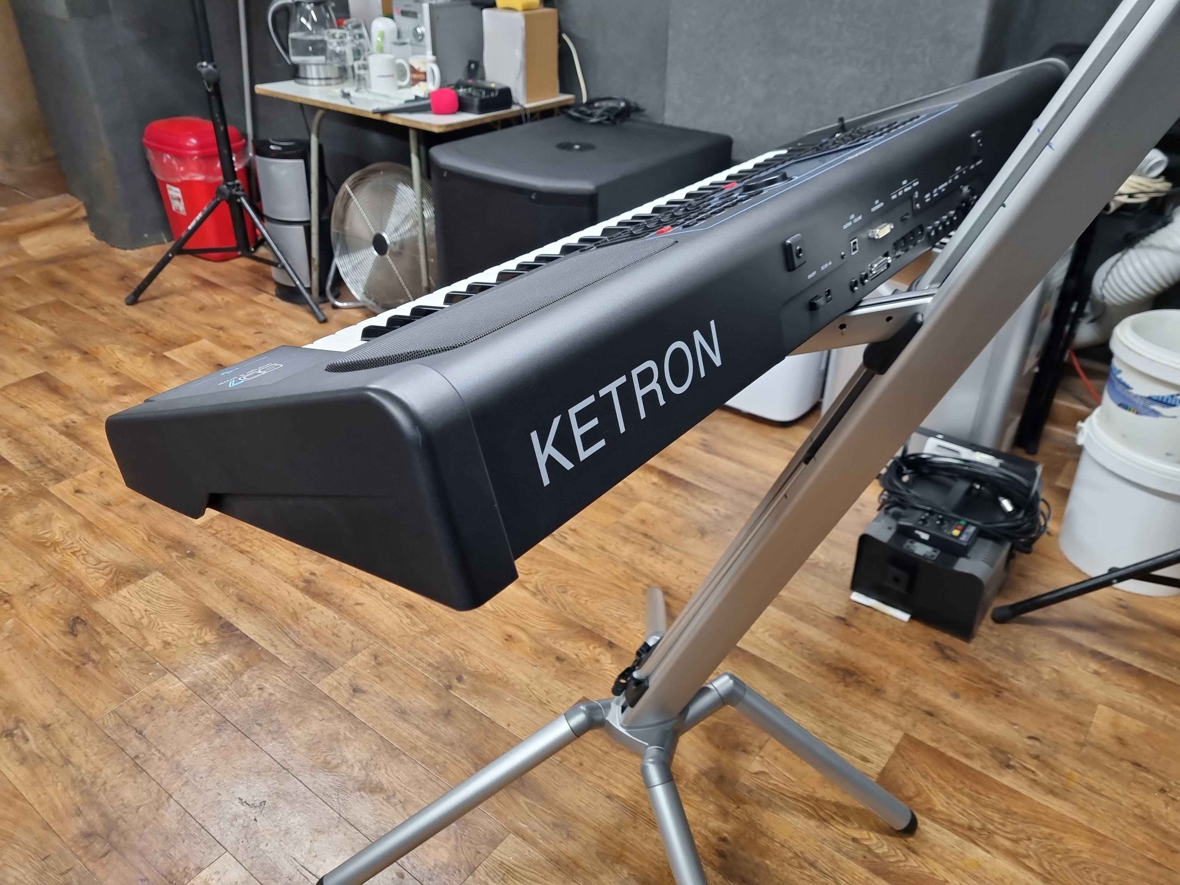 KETRON SD7 stan jak nowy