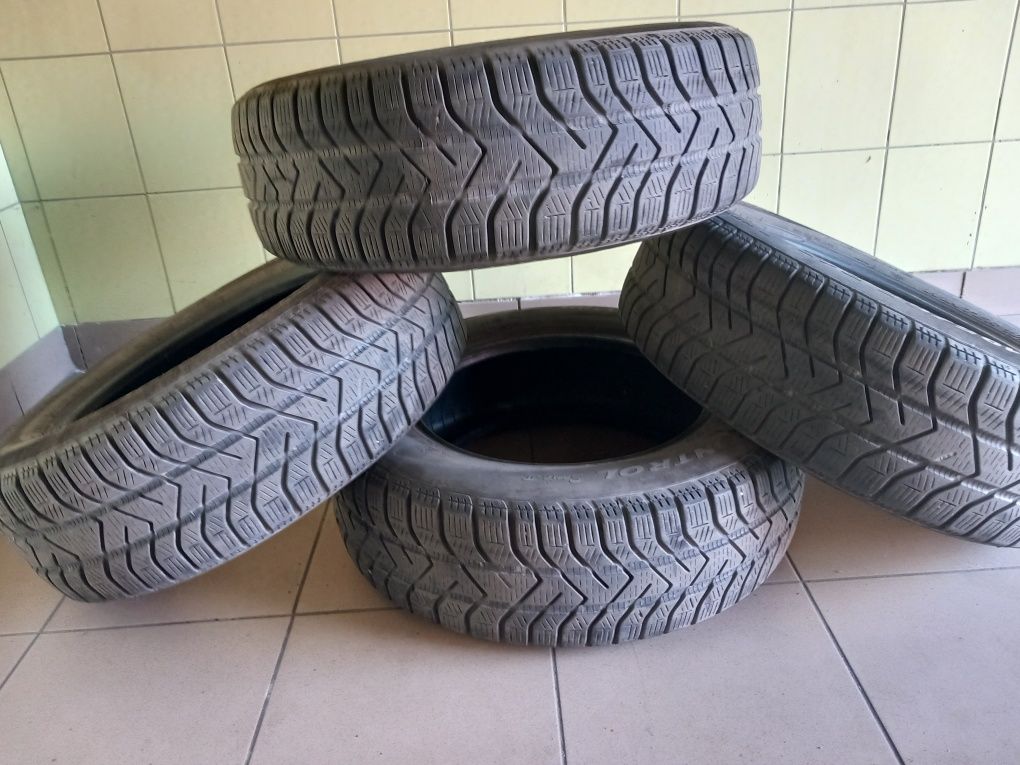 Opony zimowe  Pirelli