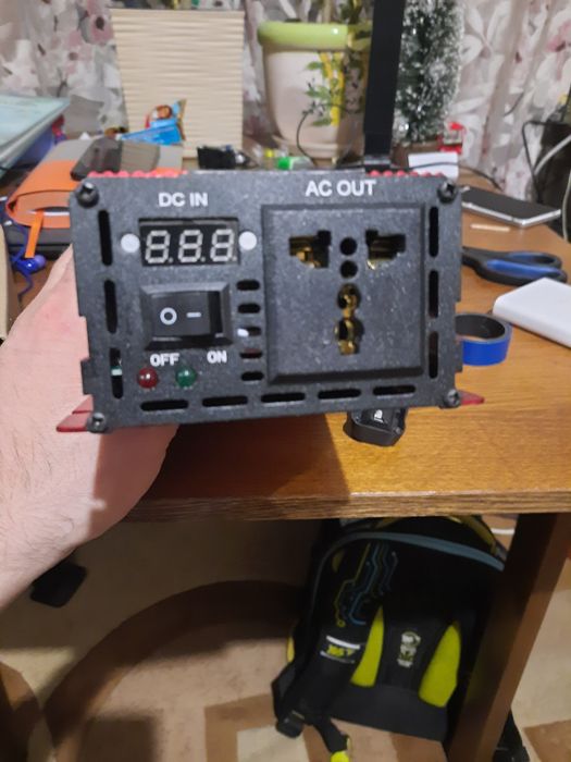 Инвертор 12 220 чистий сінус