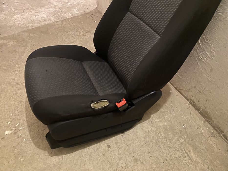 Сидіння Sprinter 906