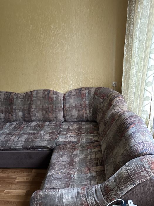 Продам Диван угловой
