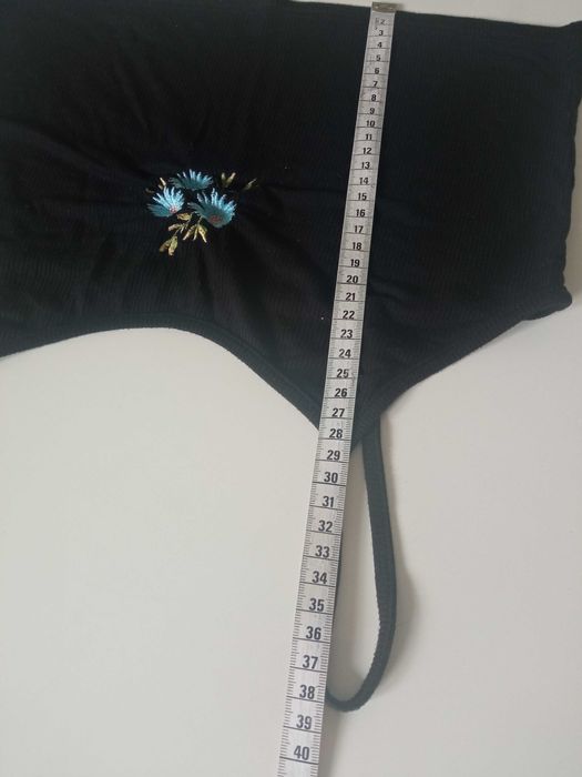 Romwe czarna koszulka damska crop top r S