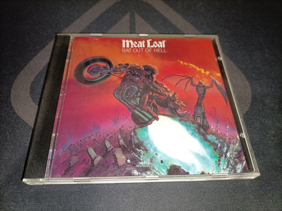 Meat Loaf_Bat out of hell