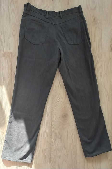 Spodnie r54 w bardzo dobrym stanie