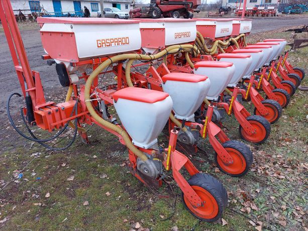 Продам сеялку MASCHIO GASPARDO  SP8-540