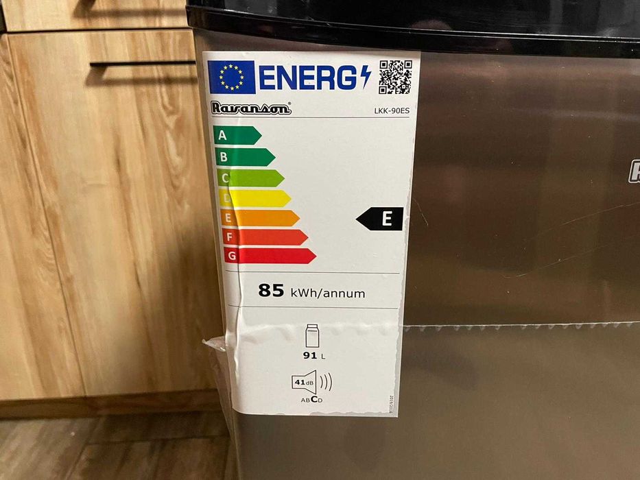 Lodówka Ravanson LKK-90ES 83cm 91L 41 dB Srebrno-czarny