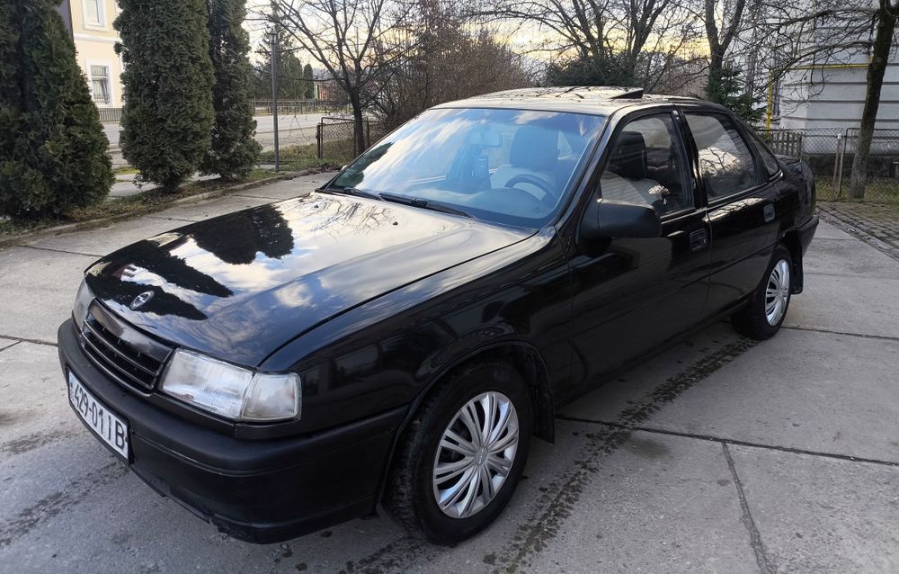 Opel Vektra A 1.6 Бензин в гарному стані Вектра авто машина