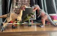 Большие резиновые динозавры