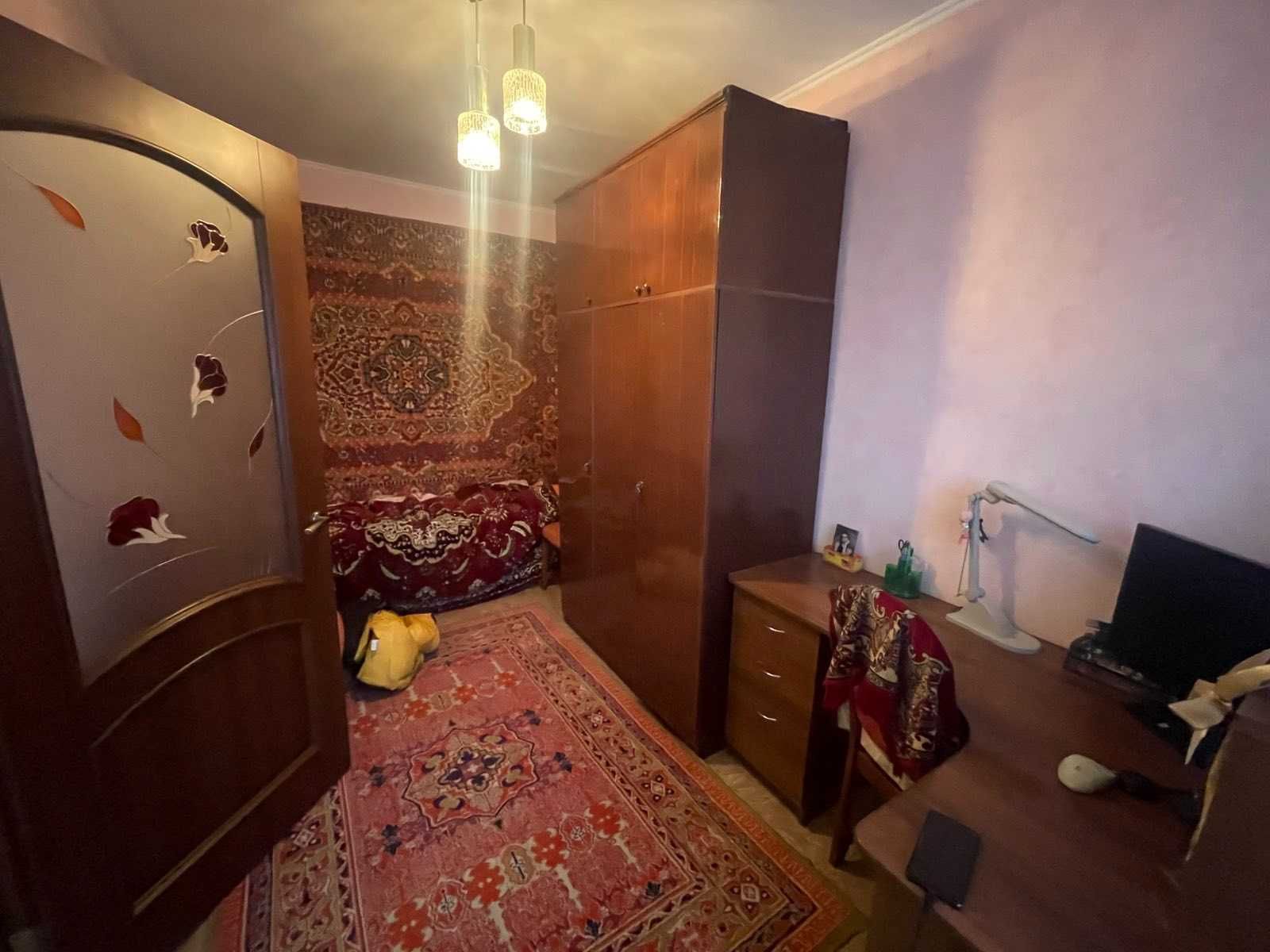 Продам 3-х комнатную Квартиру вверху Гагарина