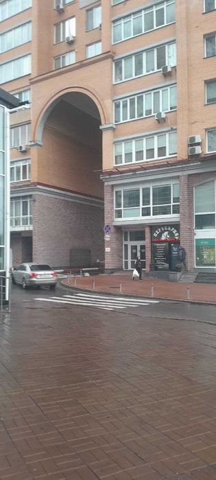 Без% 1К пр-тВ.Івасюка,4 Оболонь