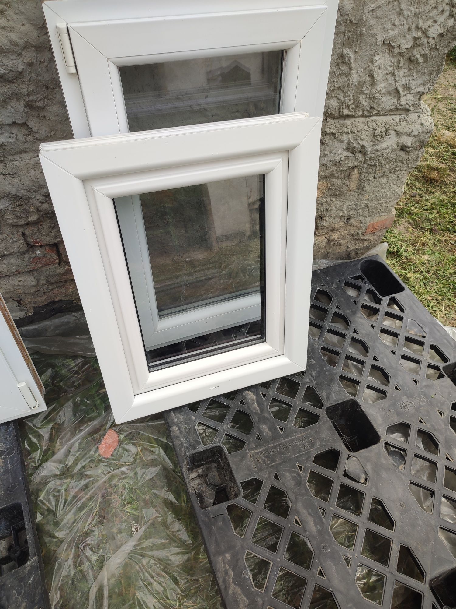 Okno pcv108x1520, 60x93,59x74.5 cm