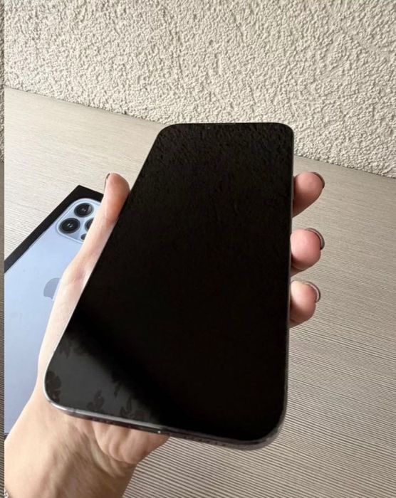 Продаю iPhone 13 Pro Max 256 gb