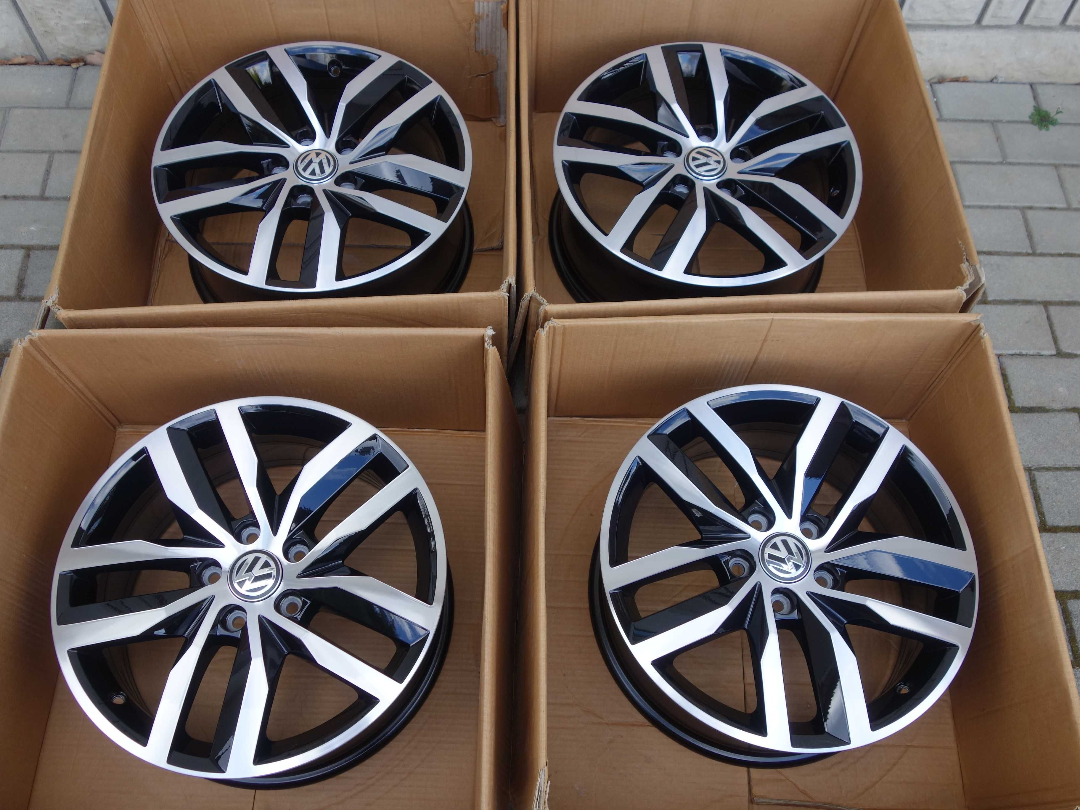 Felgi VW GOLF VII T-ROC PASSAT B8 Touran R-LINE Nowy Model 17''