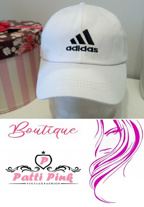 czapka czapeczka z daszkiem w kolorze białym firmy adidas