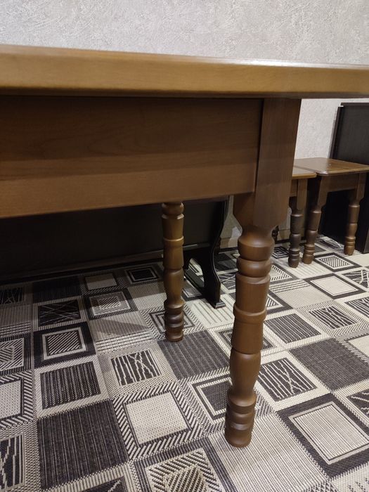 Стіл дерев'яний 1.25×0.7 м