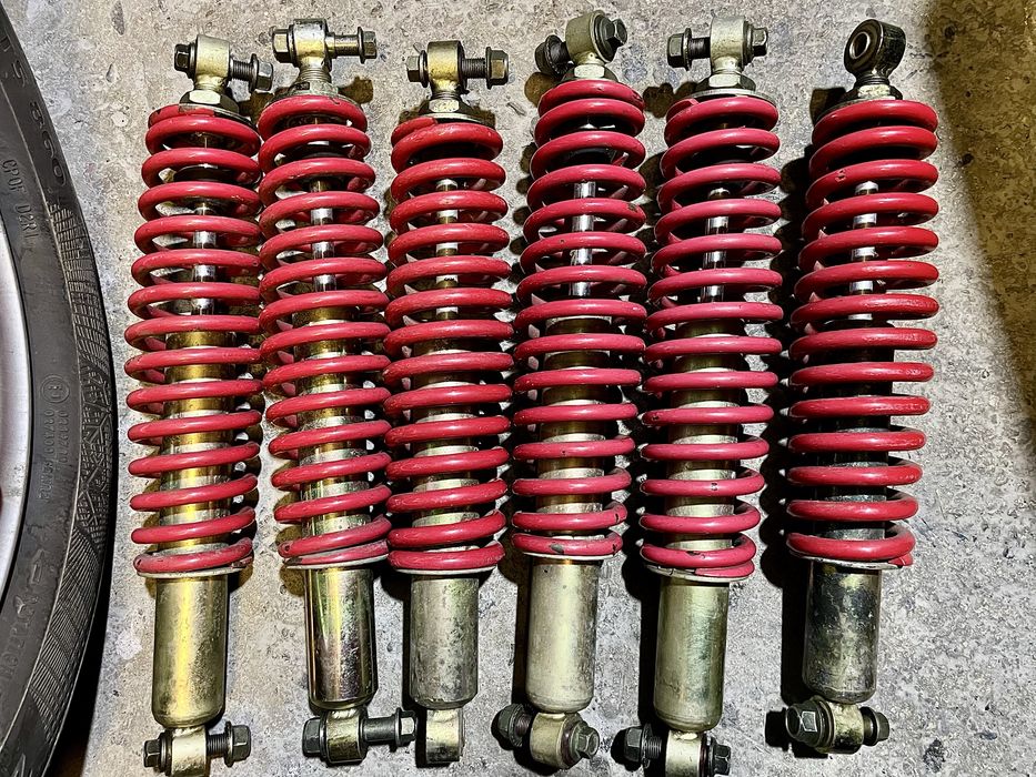 Аморти Polaris продам