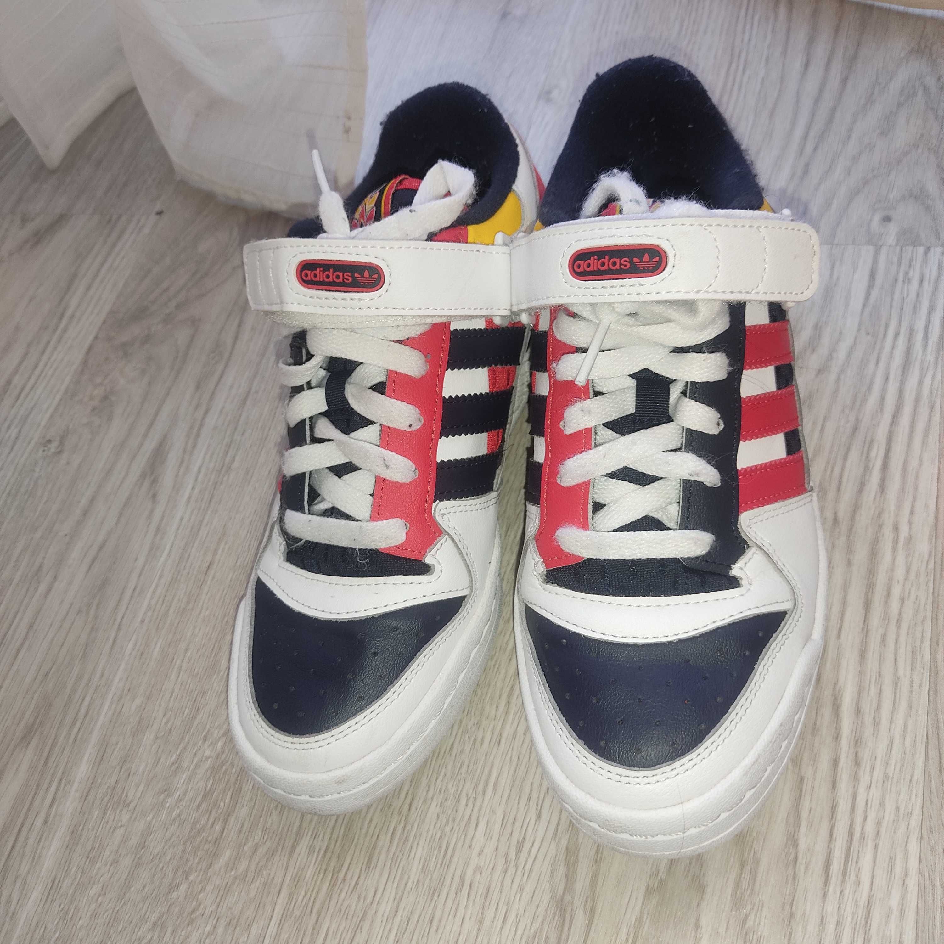 Ténis adidas forum originais como novos