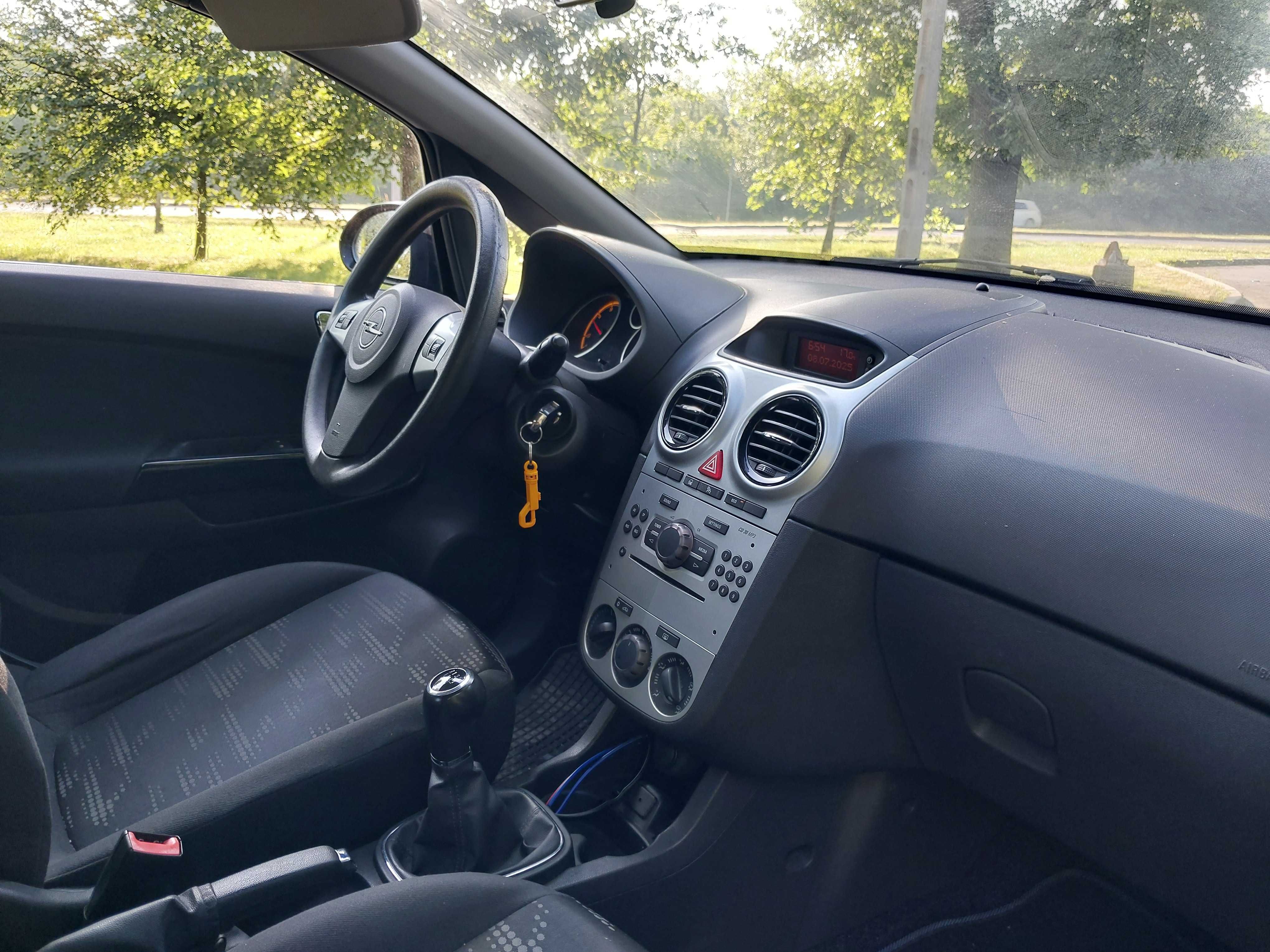 Opel corsa 1,3 cdti