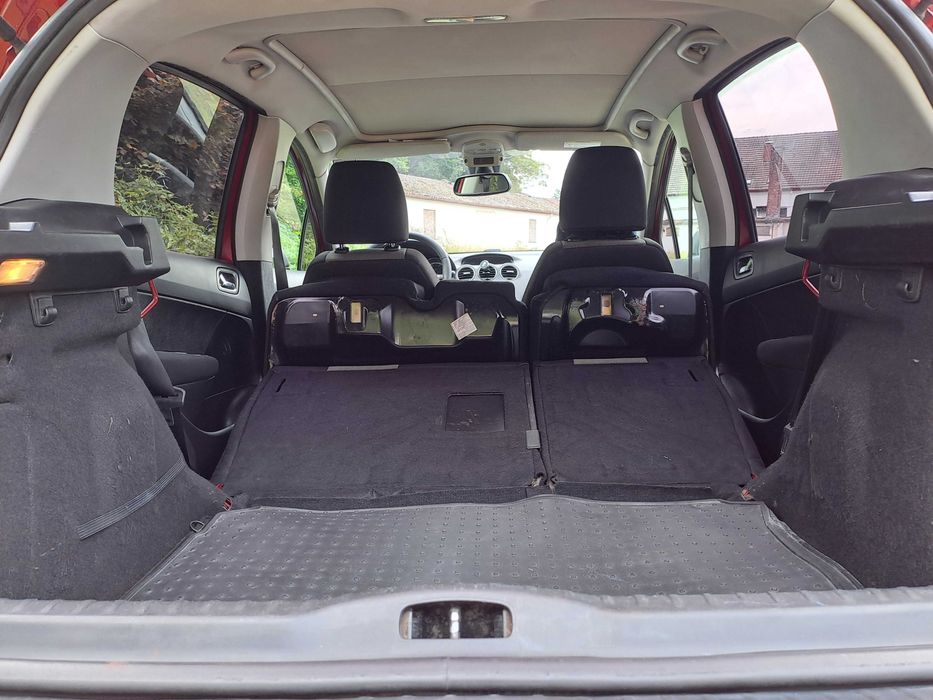 PEUGEOT 308 1,6E 120 к.с., модельний ряд 2012 р.