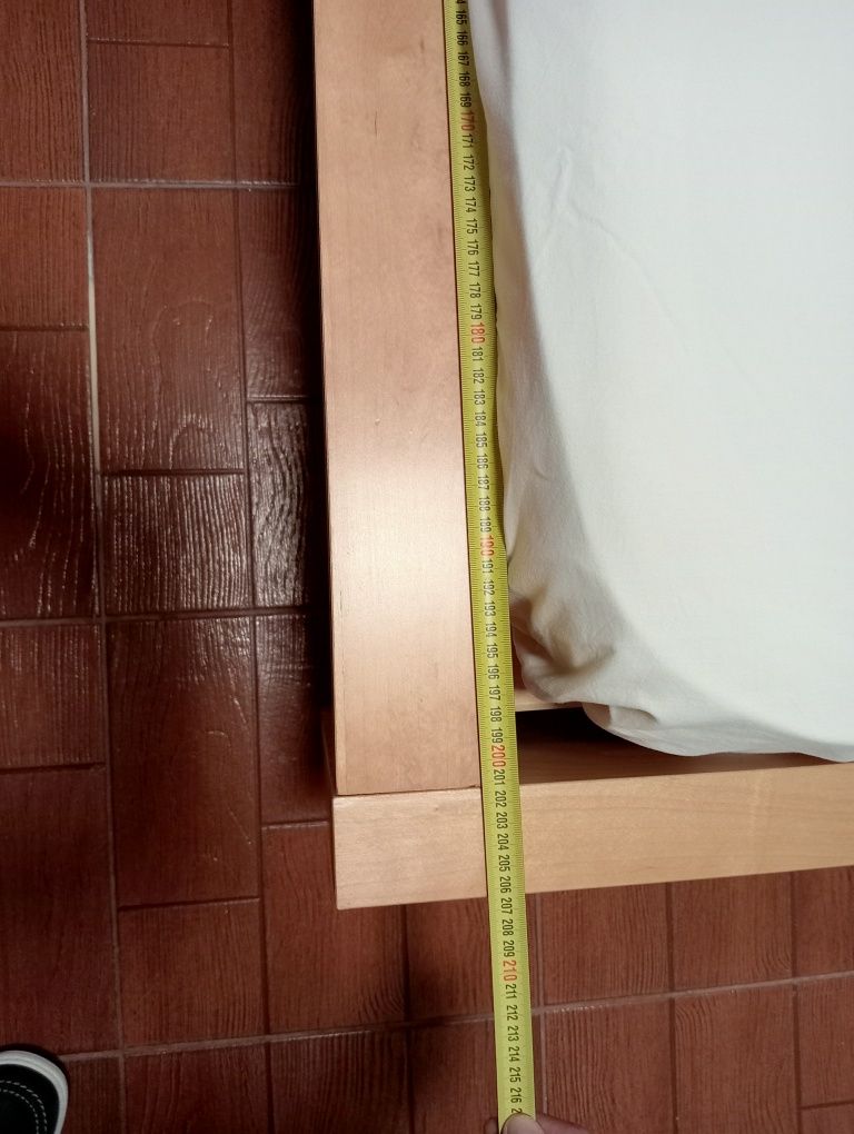 Cama Malm IKEA 140x200