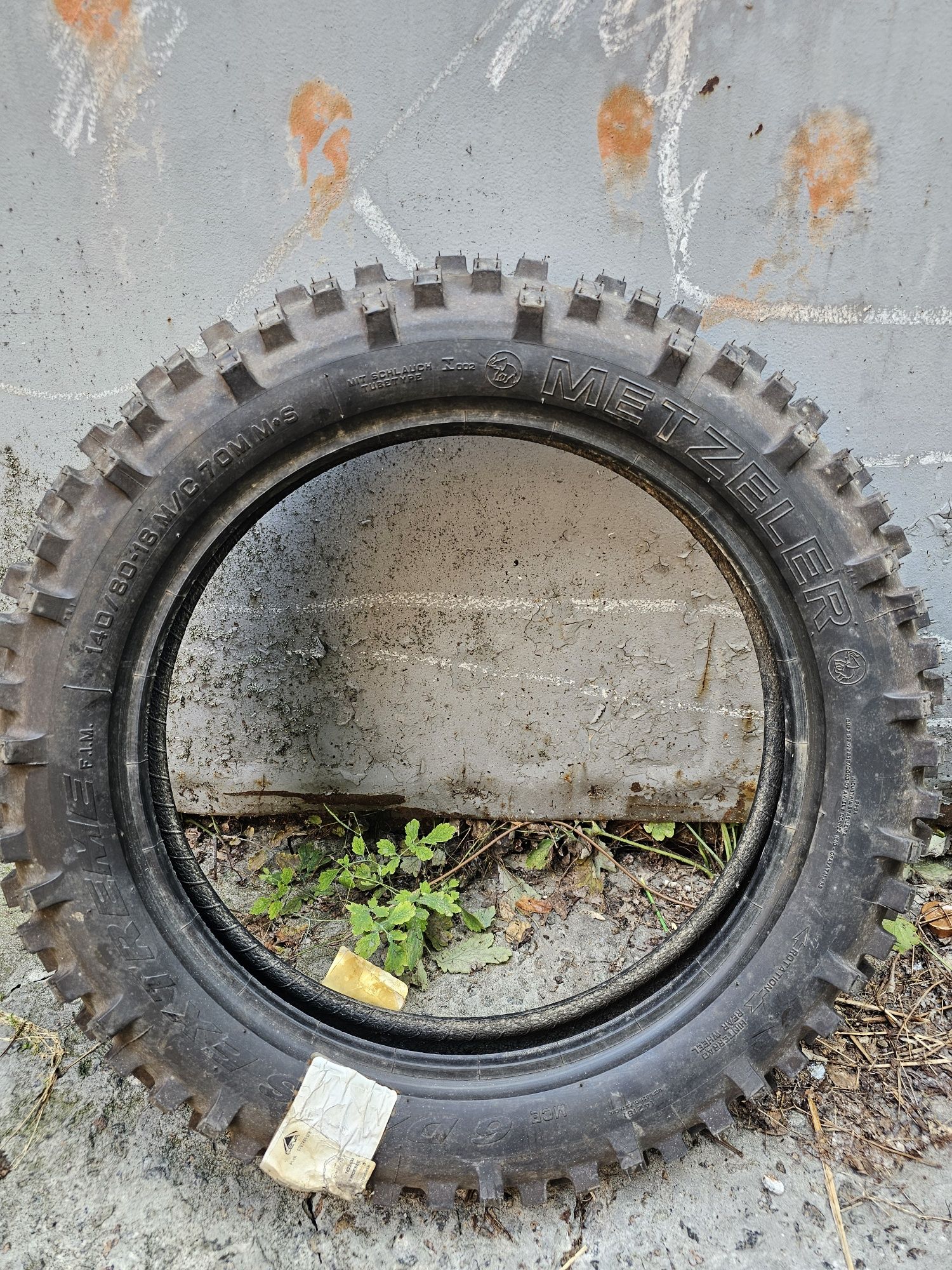 140/80 r18 metzeler 90/90 r21