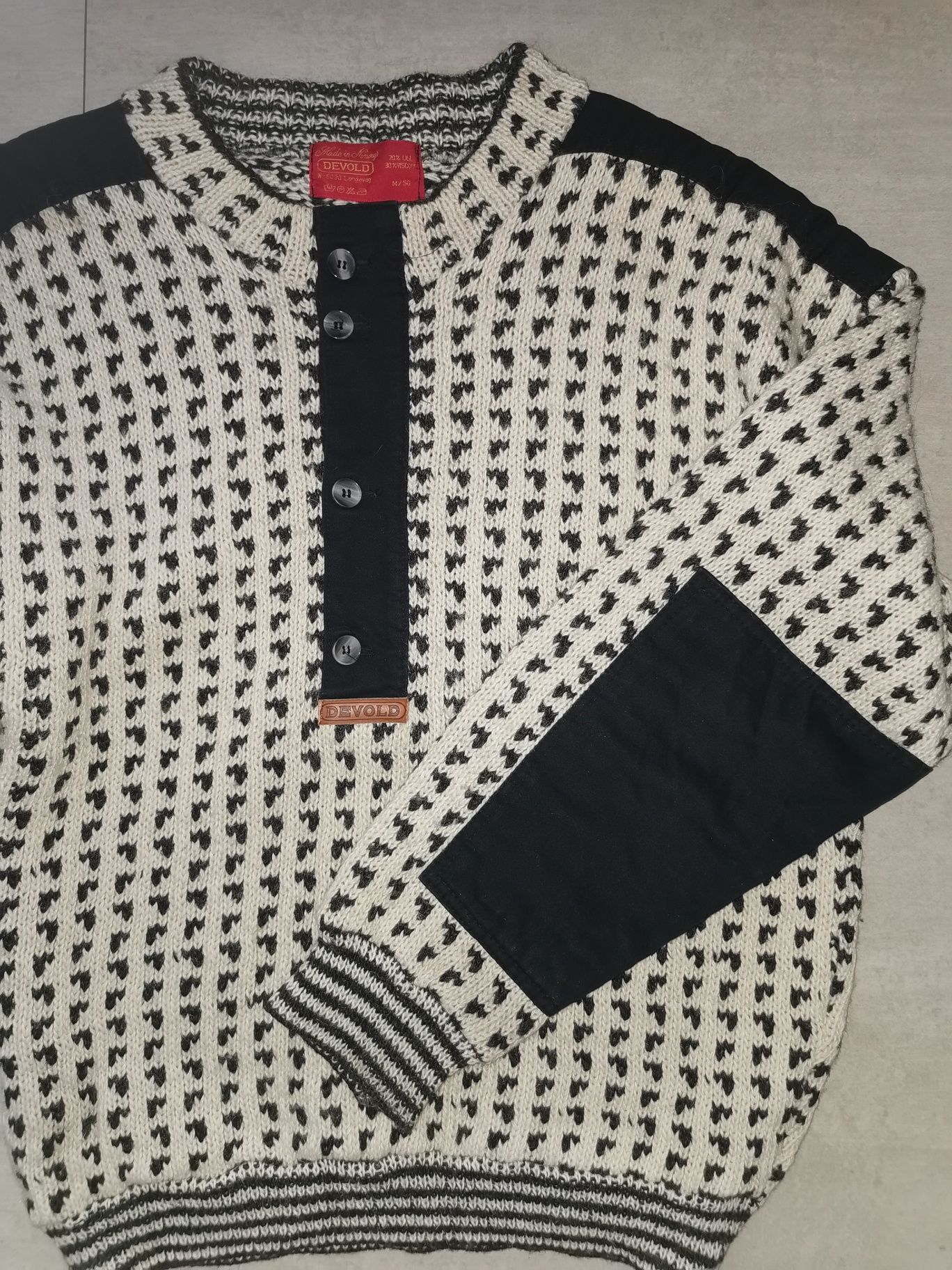Devold Norway M/L solidny ciepły sweter wool
