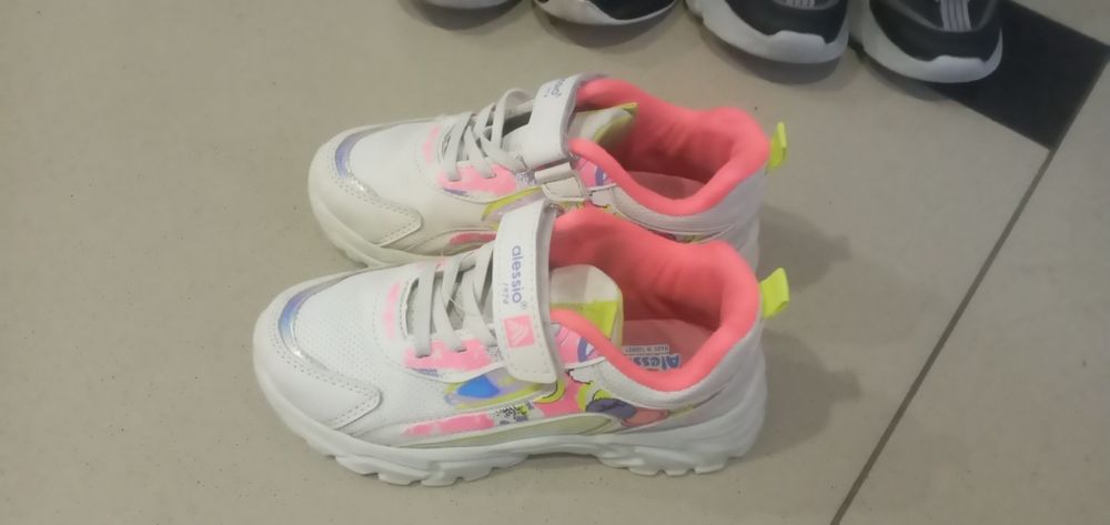 Кросівки для дівчинки 33-34р.