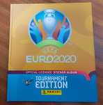 Caderneta de cromos Euro 2020.
Capa dura 
Vazia
Portes de envio incluí