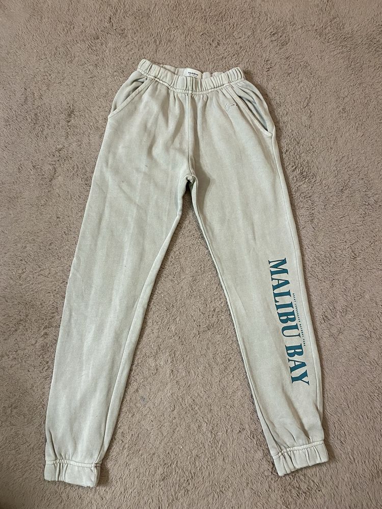 Dresy XS Bershka damskie lub dzieciece