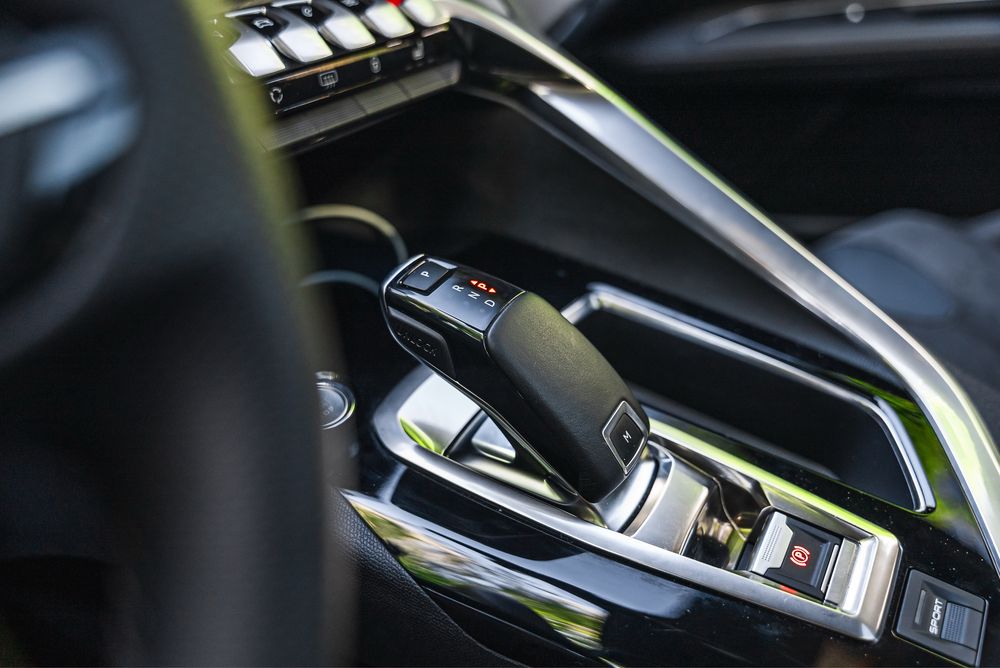 PEUGEOT 3008 GT-LINE 2.0 2019