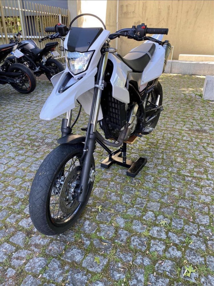 Yamaha Wr 125x.