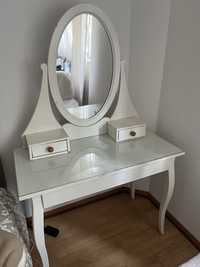 Toucador Ikea com espelho