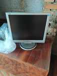 Sprzedam 2 monitory