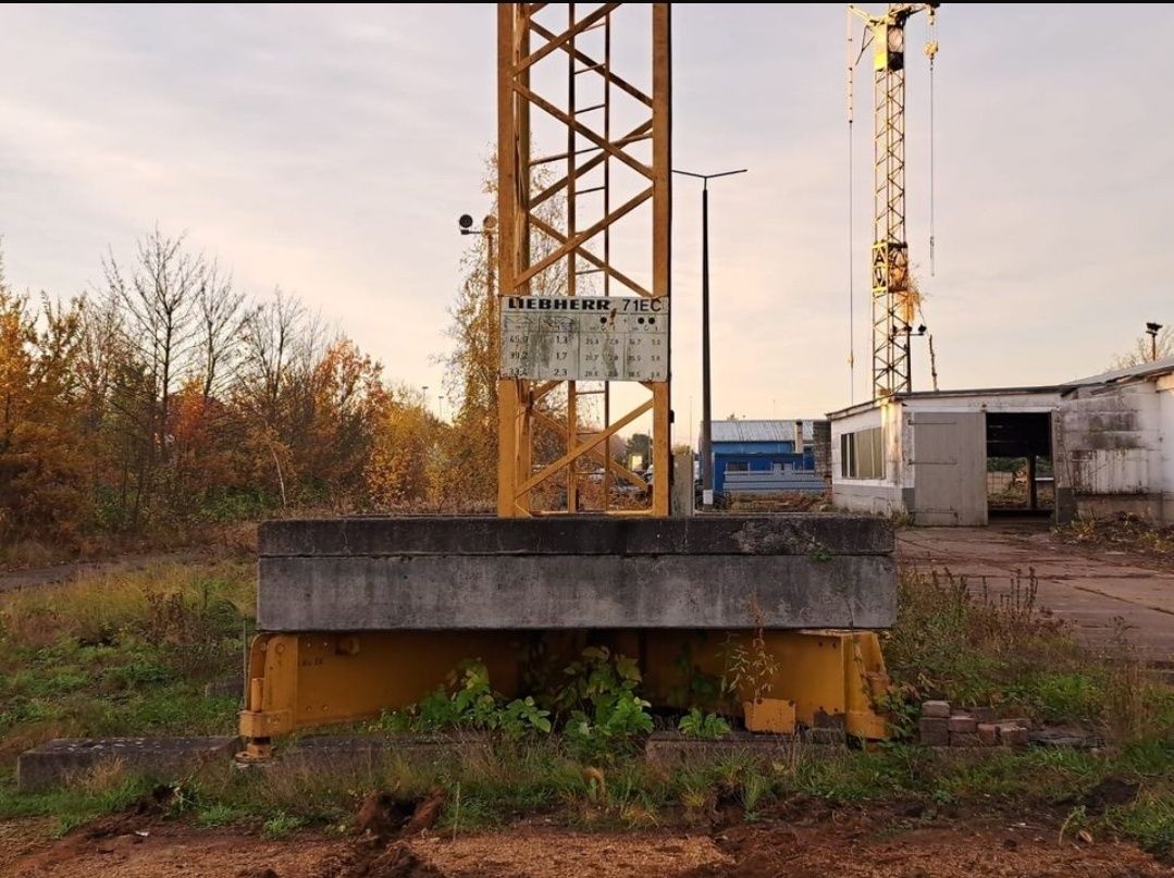 Продам Liebherr 71 EC