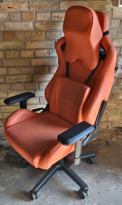 Ігрові, геймерські крісла Hator Arc з гарантією