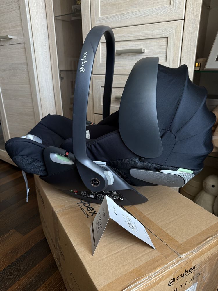 Продам наш Cybex Cloud T i-Size