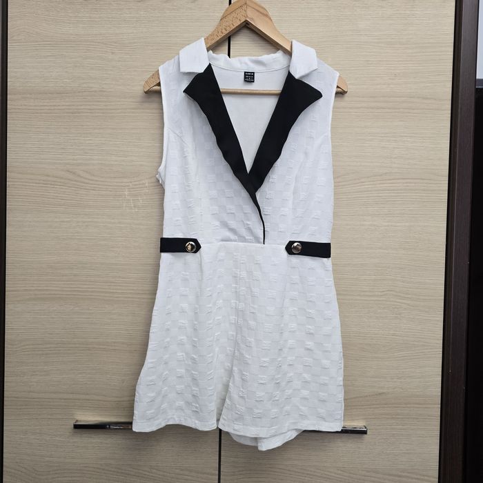 Zestaw ubrań damskich