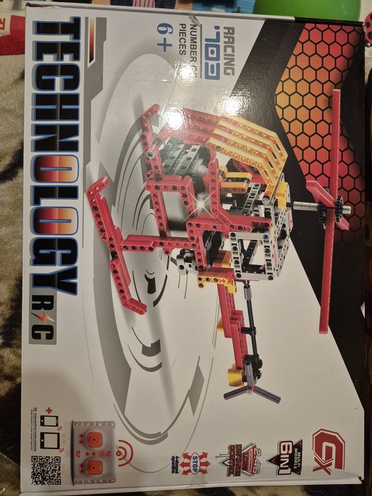 Большой конструктор детский "Парк аттракциона" на пульту управления