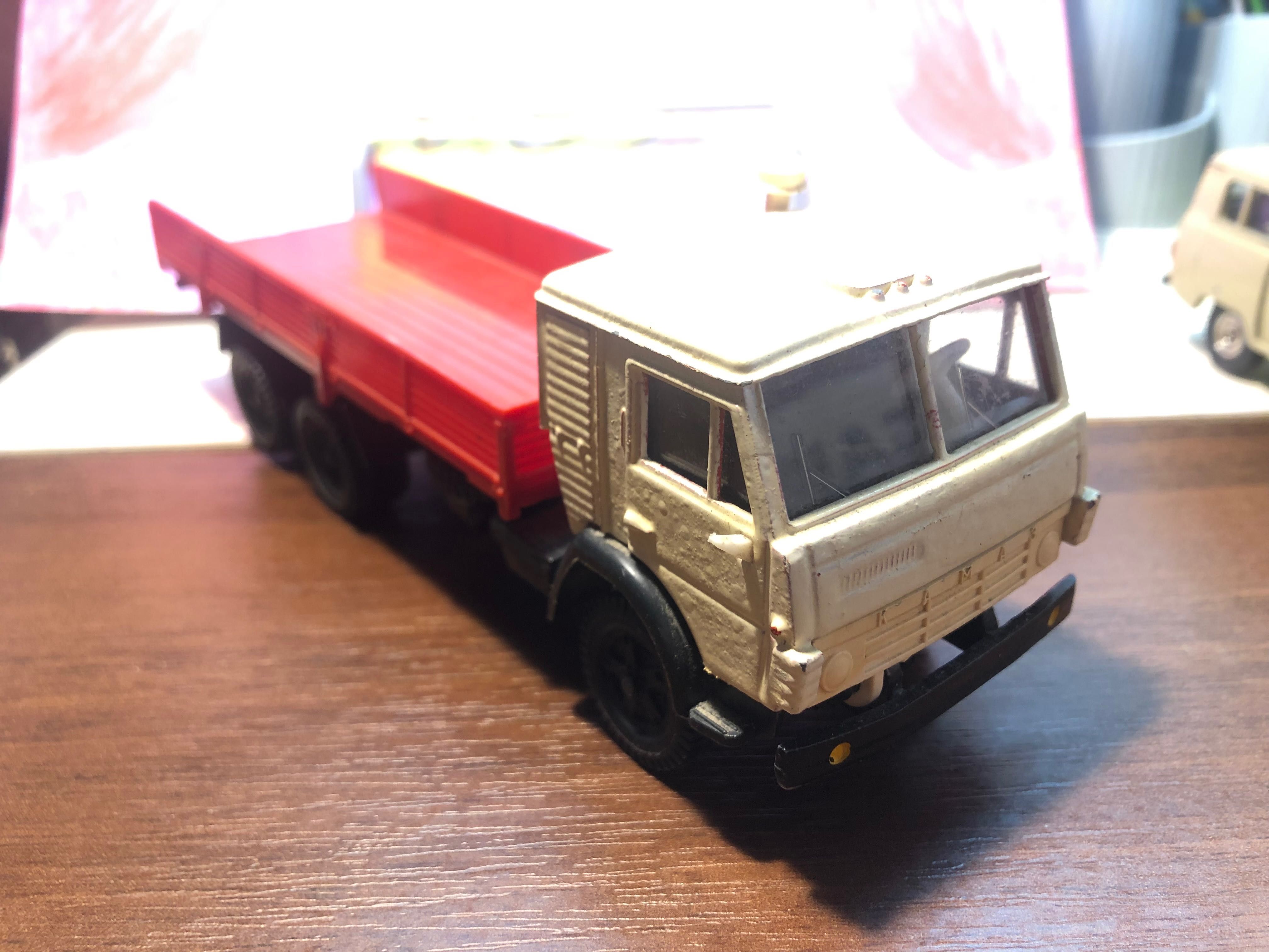 Модели советских машин 1:43 Камаз, УАЗ,