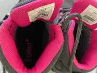 Продам кросівки ботинки для дівчинки осінь зима весна 28 розмір gelert