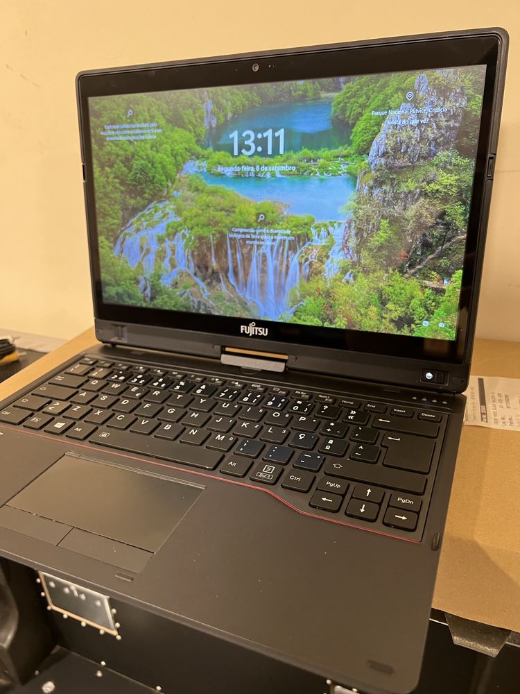 Fujitsu LifeBook T939- 13.3 FHD TS
