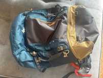 Plecak turystyczny 70L granatowy Quechua