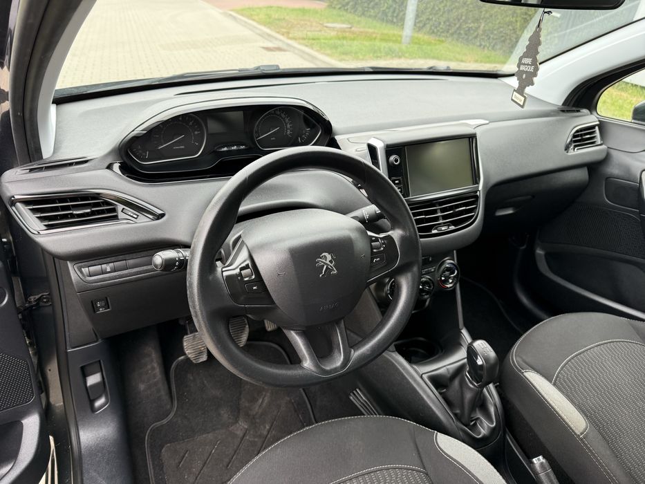 Peugeot 208 BENZYNA 2016rok Zadbany egzemplarz!