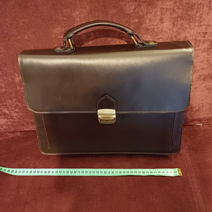 Nowa włoska, teczka,  aktówka ciemno brązowa skórzana,wloska