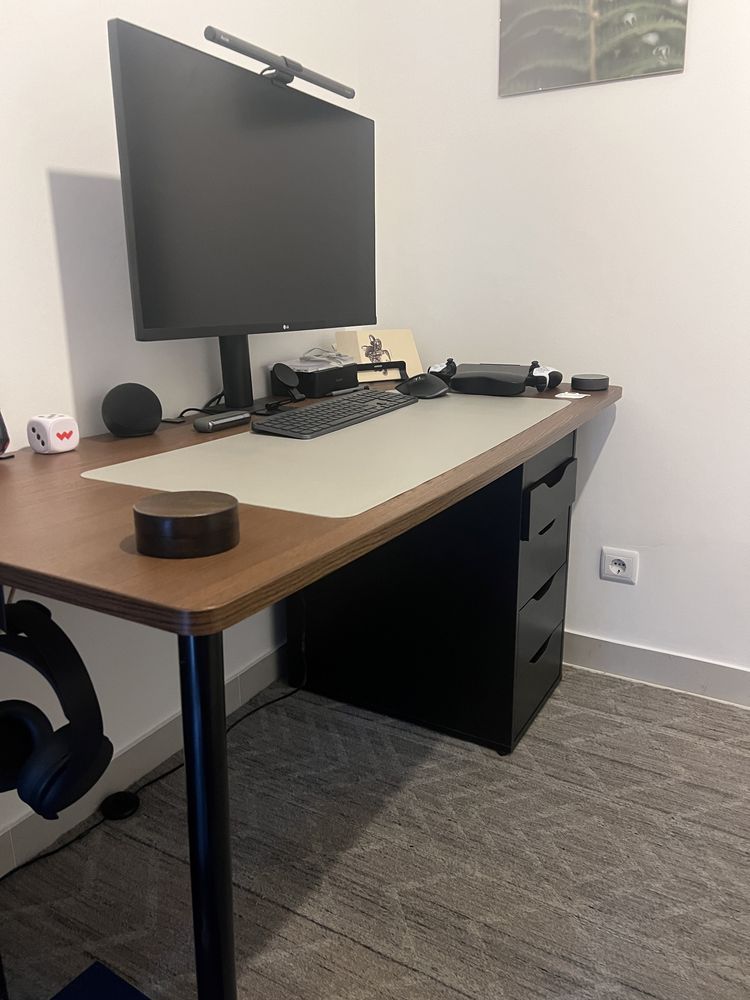Secretaria ikea com gavetas