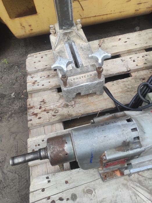 Wiertnica otwornica do betonu napęd milwaukee dymodrill 4094