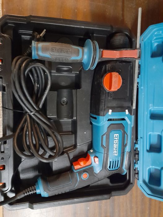Erbauer Młotowiertarka SDS+ Plus 750W 3J + wiertła ,  walizka