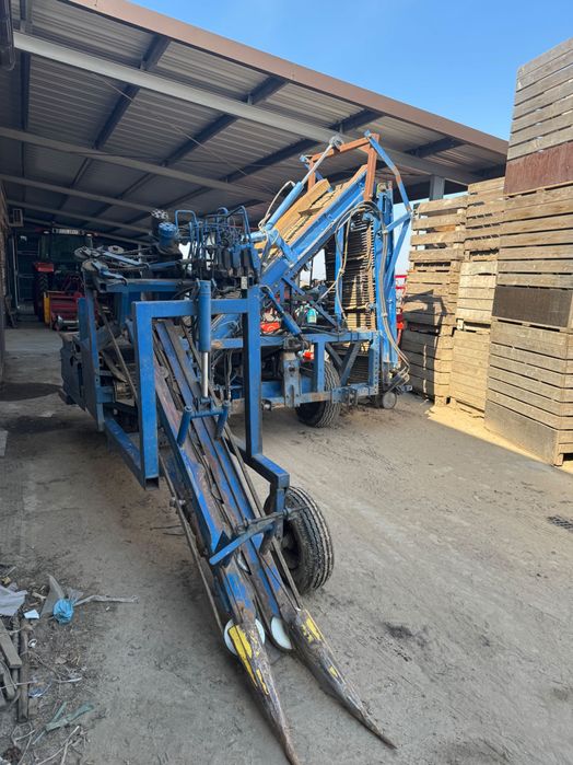 Kombajn do warzyw marchwi pietruszki Asa lift kombi w super stanie !!!