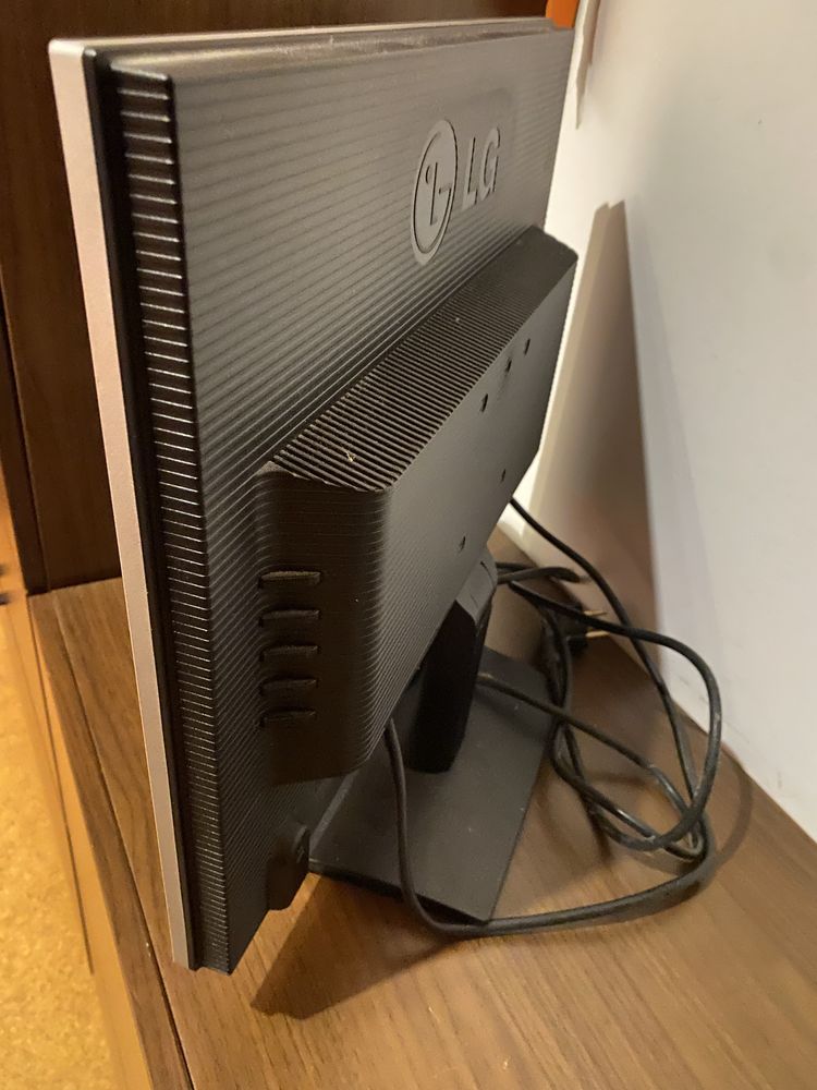 Monitor LG 19 polegadas
